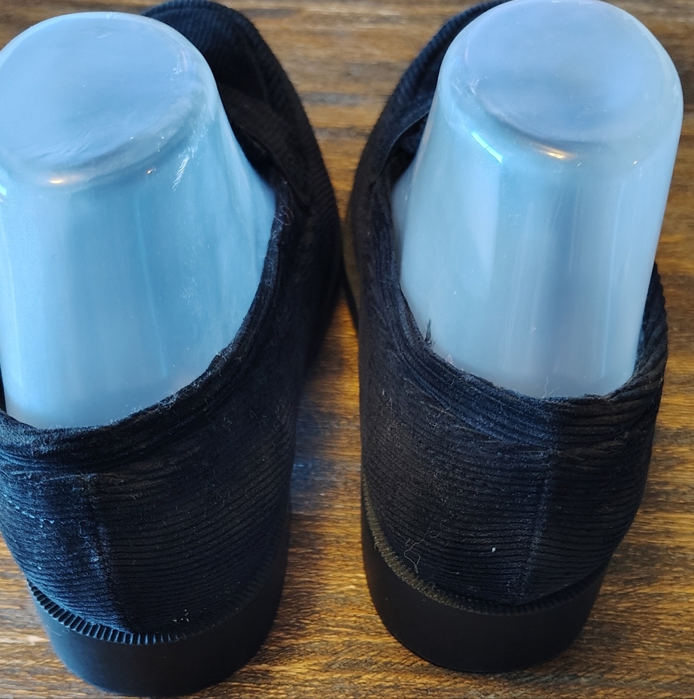Sbicca Black Corduroy Loafers - Picture 5 of 10